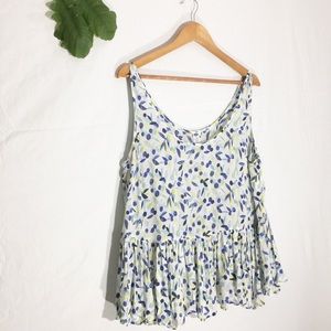 (2/$25 Sale) Old Navy | Ruffled Bottom Leave Print